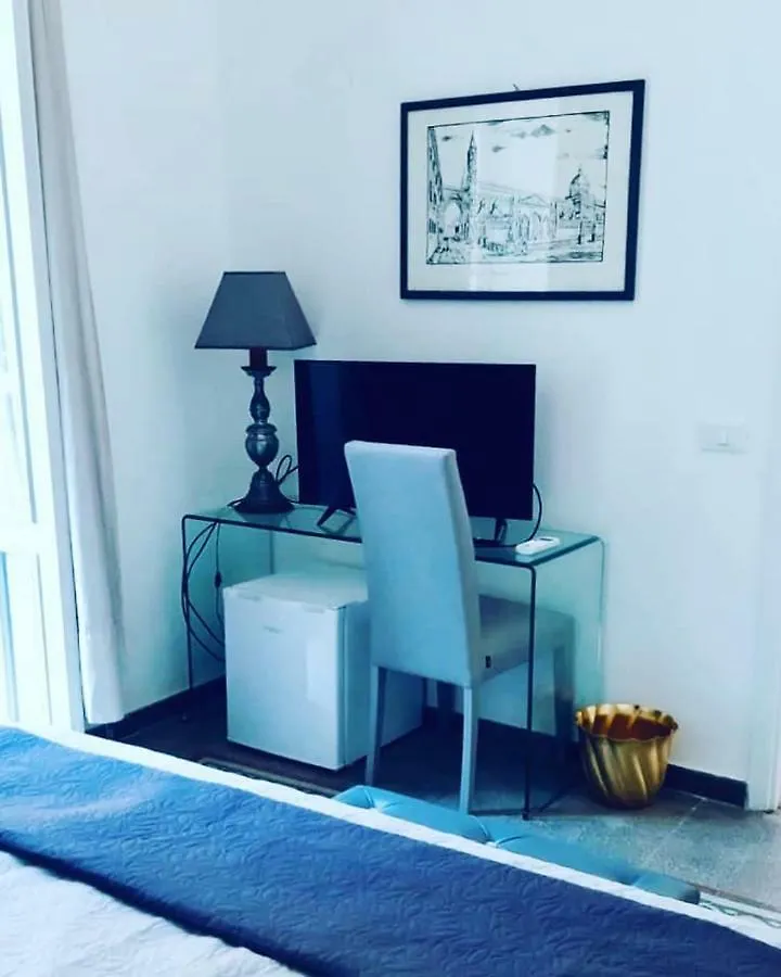 B&B Charme Centre-Ville Artistic & Literary Rooms Palermo Bed & Breakfast
