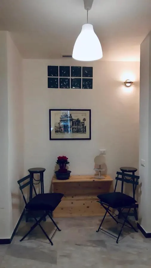 ** Bed & Breakfast B&B Charme Centre-Ville Artistic & Literary Rooms Palermo Italy