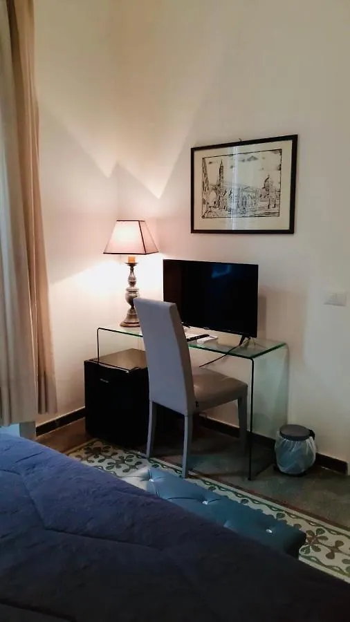 B&B Charme Centre-Ville Artistic & Literary Rooms Palermo