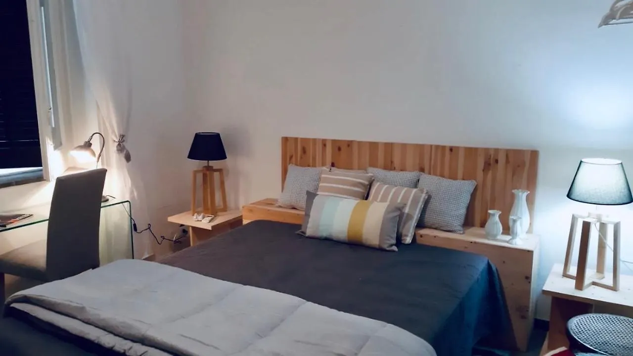 B&B Charme Centre-Ville Artistic & Literary Rooms Palermo Bed & Breakfast