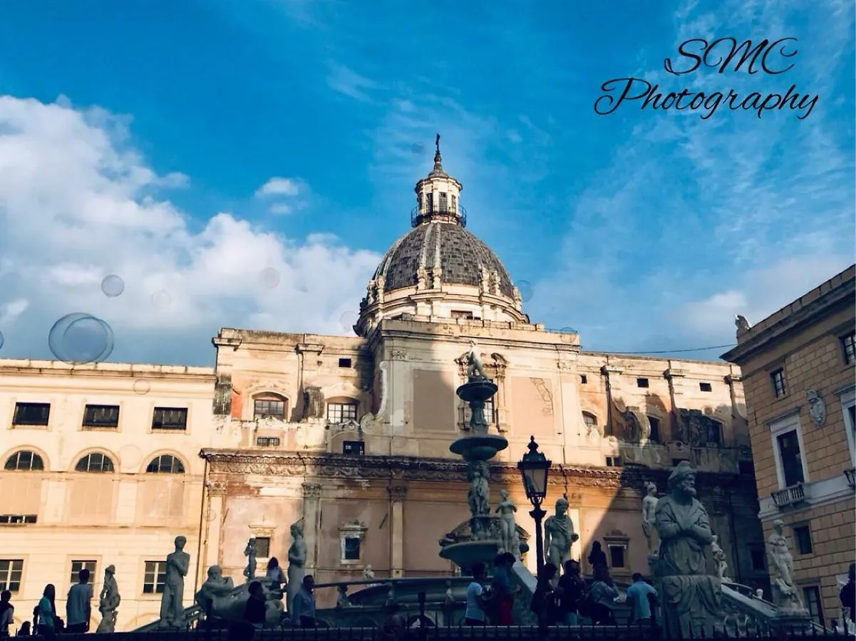 B&B Charme Centre-Ville Artistic & Literary Rooms Palermo 2*,